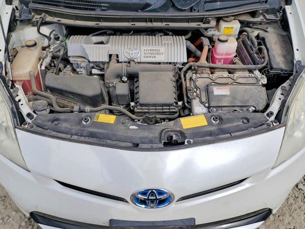 2013 TOYOTA PRIUS