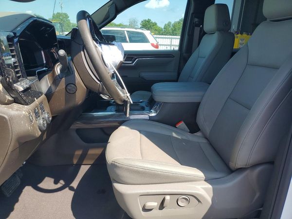 2024 CHEVROLET SILVERADO LTZ — DENT