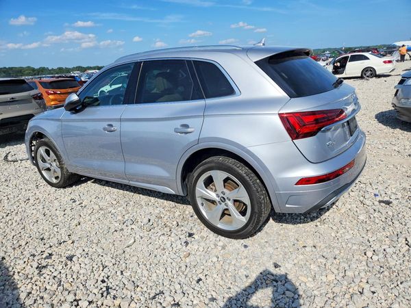 2021 AUDI Q5 quattro Premium Plus