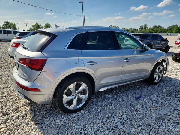2021 AUDI Q5 quattro Premium Plus