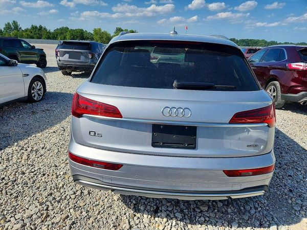 2021 AUDI Q5 quattro Premium Plus