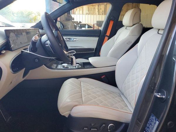 2026 GENESIS GV70