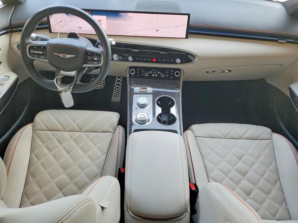 2026 GENESIS GV70