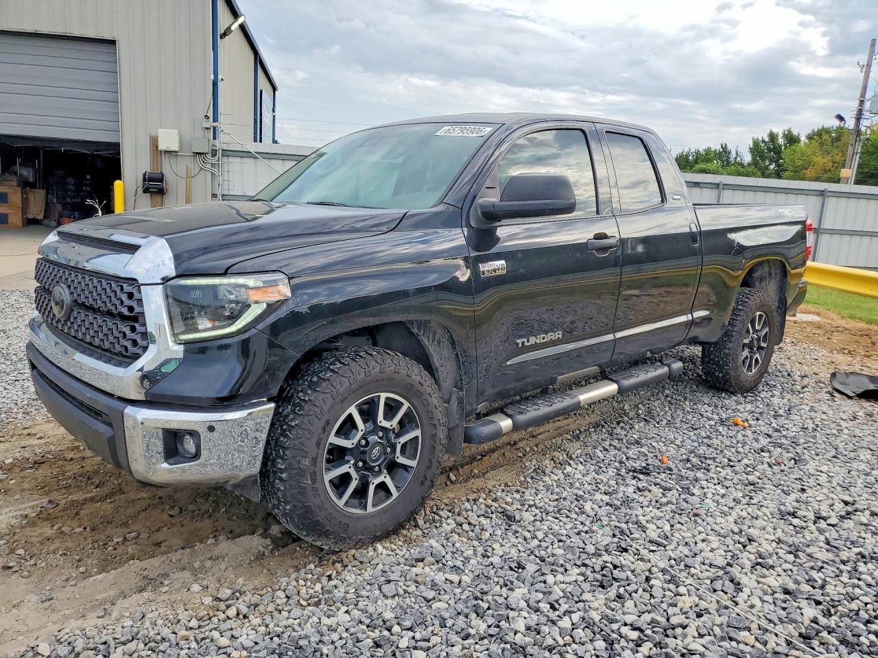 2020 TOYOTA TUNDRA SR5 Grade
