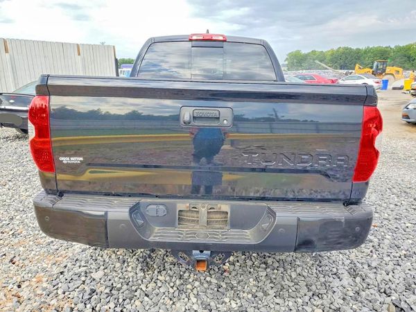 2020 TOYOTA TUNDRA SR5 Grade