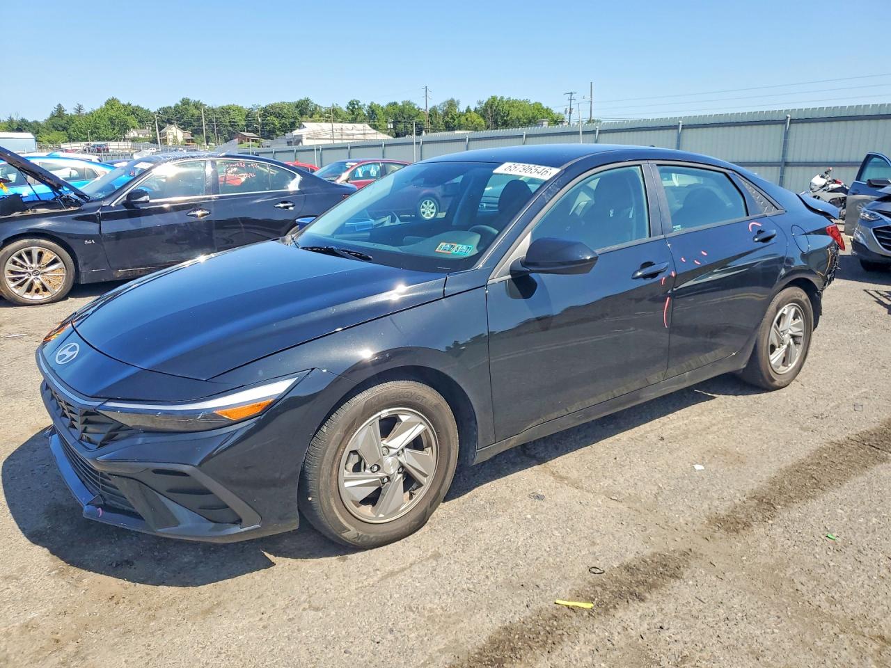 2025 HYUNDAI ELANTRA SE