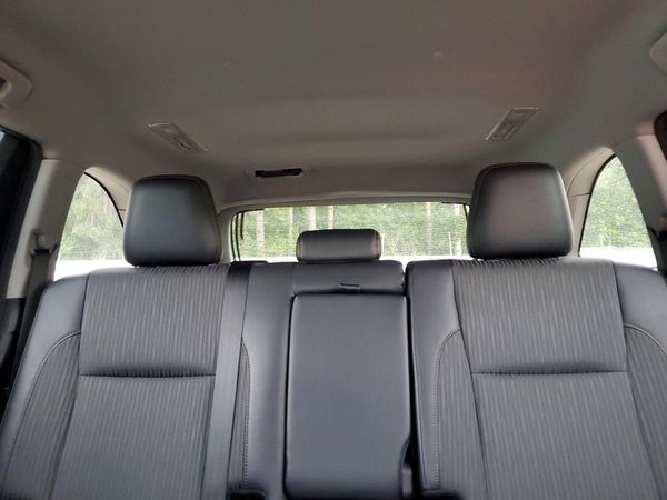 2017 TOYOTA HIGHLANDER LE/LE Plus — SUVN