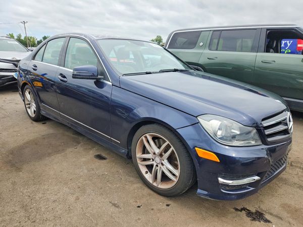 2014 MERCEDES-BENZ C C300 4 MATIC