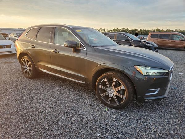 2021 VOLVO XC60 Inscription — Passenger 3/4
