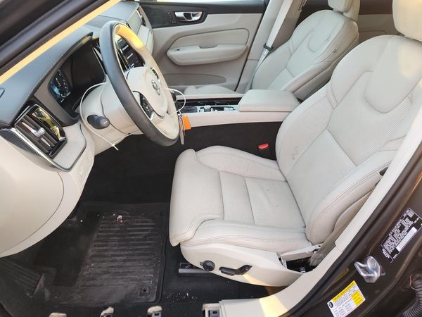 2021 VOLVO XC60 Inscription — DENT
