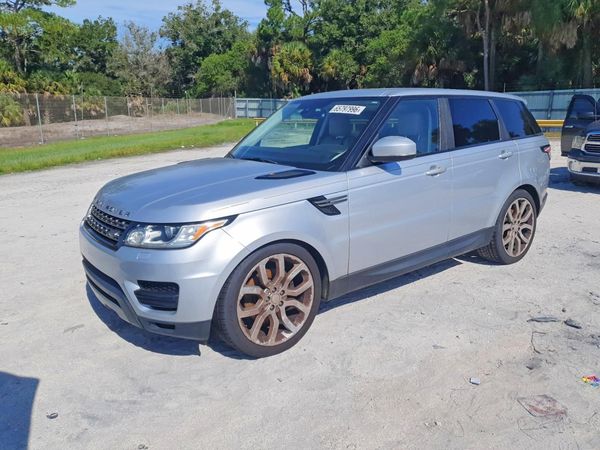 2014 LAND ROVER RANGEROVER SE — Front 3/4