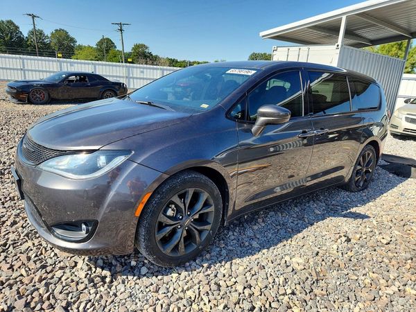 2018 CHRYSLER PACIFICA