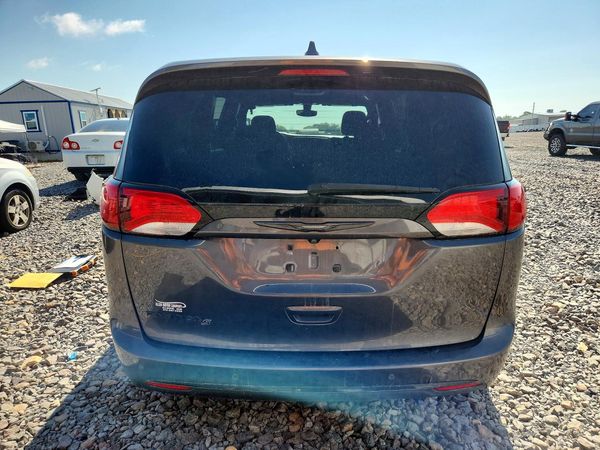2018 CHRYSLER PACIFICA