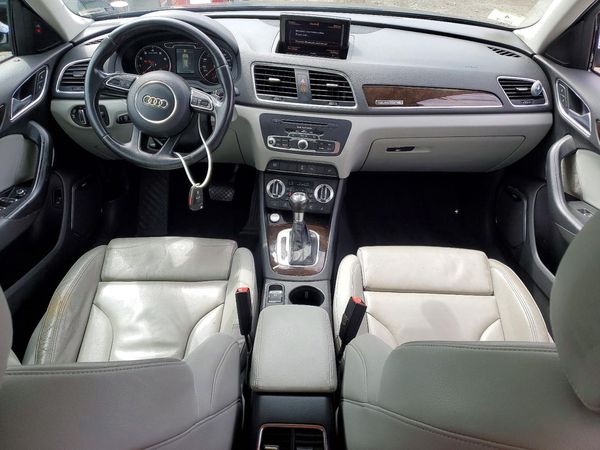 2015 AUDI Q3 quattro Prestige