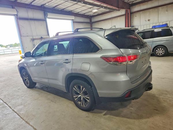 2016 TOYOTA HIGHLANDER