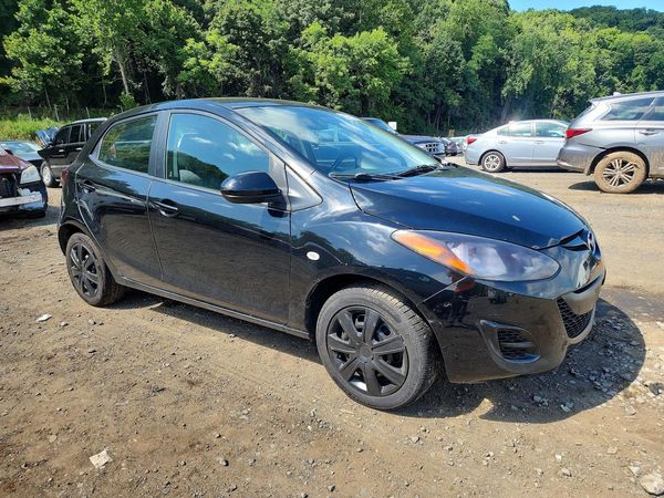 2013 MAZDA MAZDA2 Sport/GX