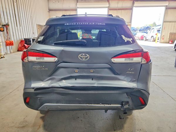 2023 TOYOTA COROLLA CROSS LE
