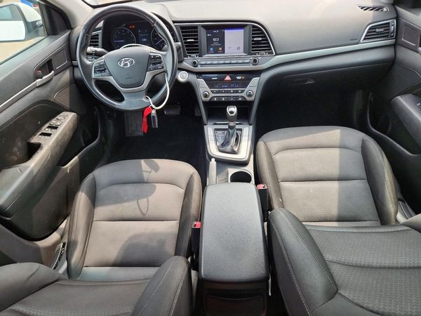 2018 HYUNDAI ELANTRA