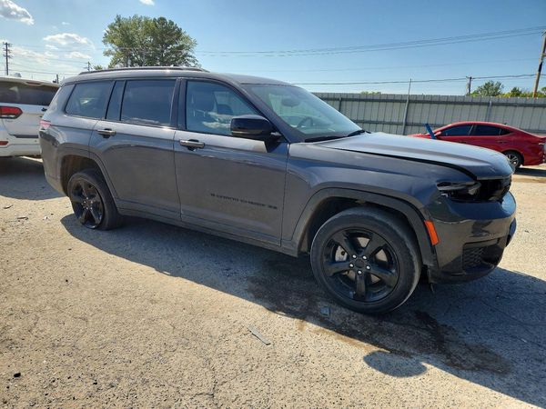 2023 JEEP GRAND CHEROKEE L LAREDO 4X2