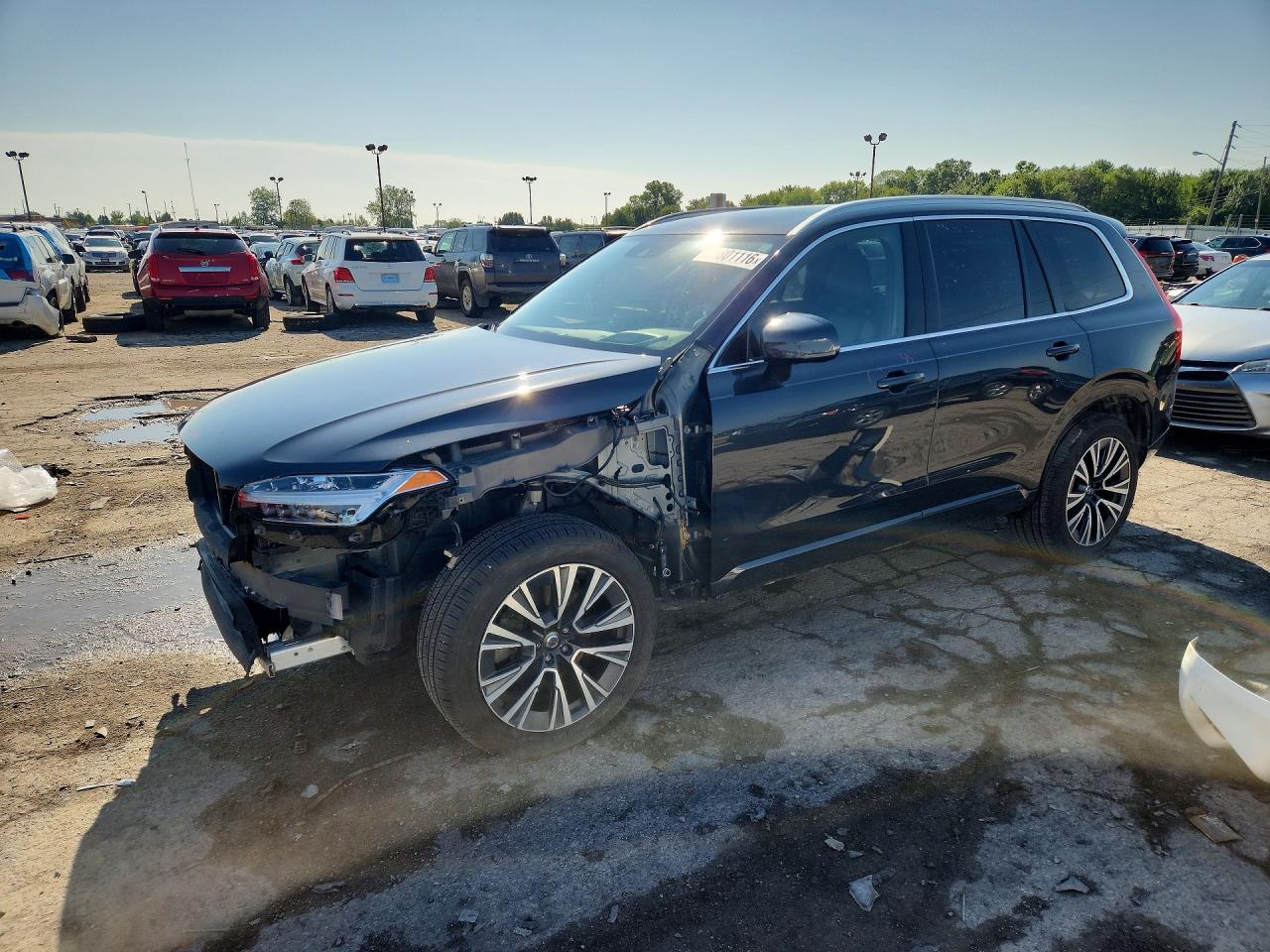 2021 VOLVO XC90