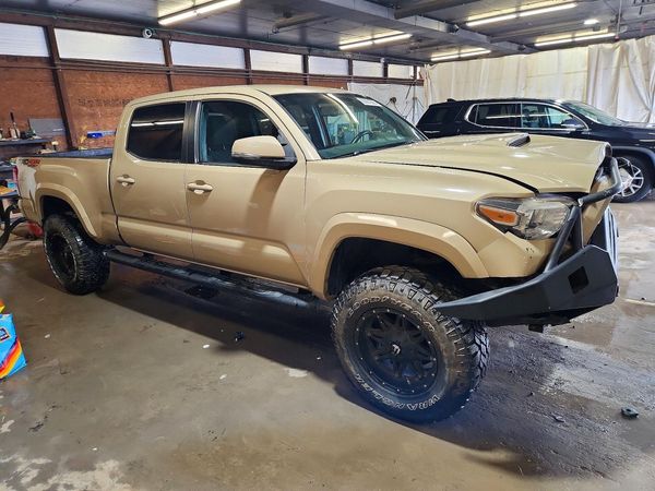 2016 TOYOTA TACOMA
