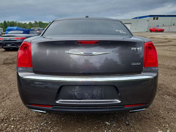 2015 CHRYSLER 300 Limited