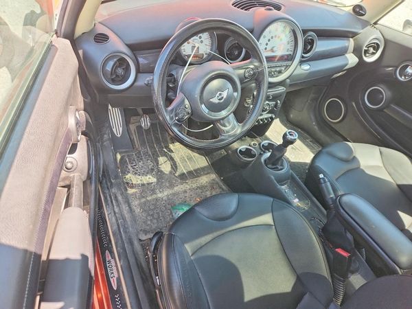 2012 MINI COOPER