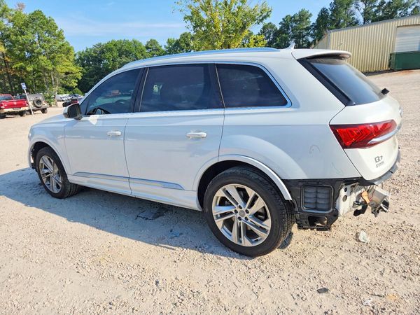 2020 AUDI Q7 quattro Premium