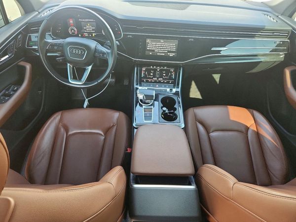 2020 AUDI Q7 quattro Premium