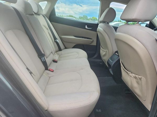 2016 KIA OPTIMA GL