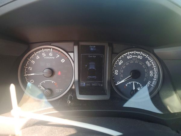 2017 TOYOTA TACOMA
