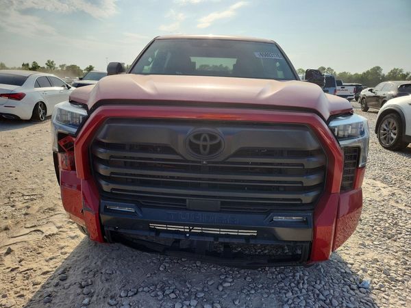 2025 TOYOTA TUNDRA