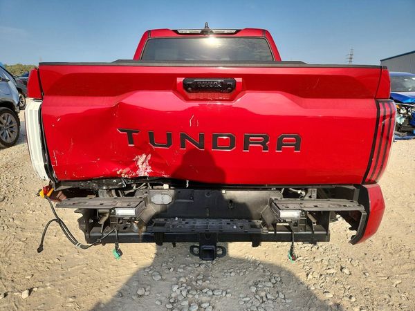 2025 TOYOTA TUNDRA