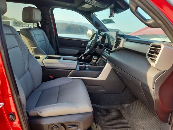 2025 TOYOTA TUNDRA