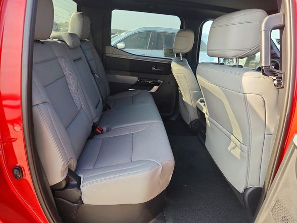 2025 TOYOTA TUNDRA