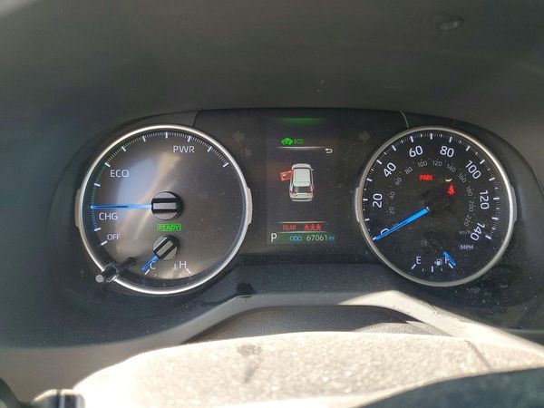 2019 TOYOTA RAV4 LE HV 4WD