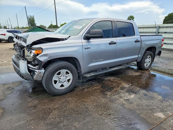 2020 TOYOTA TUNDRA