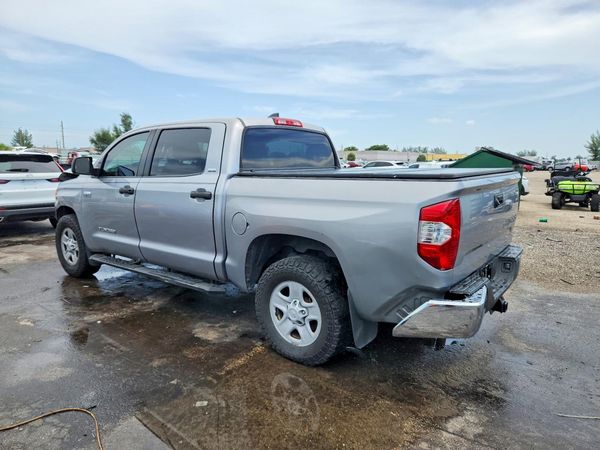 2020 TOYOTA TUNDRA