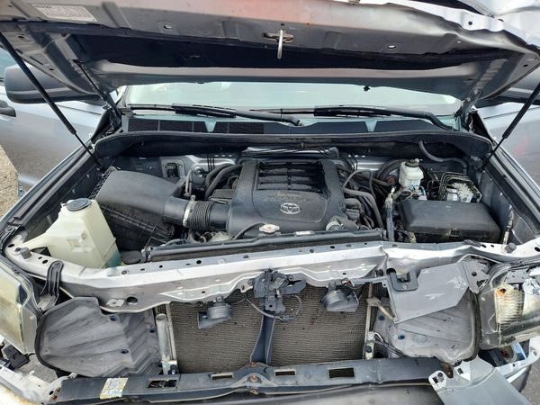 2020 TOYOTA TUNDRA