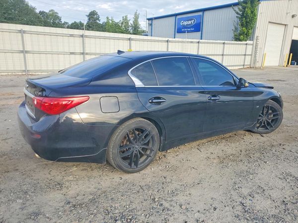 2015 INFINITI Q50
