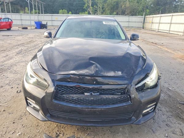 2015 INFINITI Q50