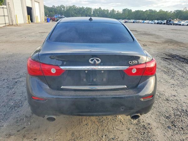 2015 INFINITI Q50