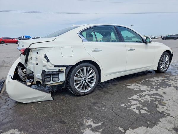 2018 INFINITI Q50