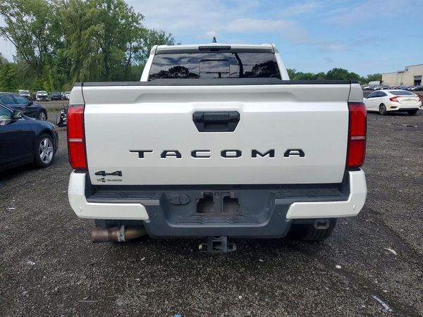 2024 TOYOTA TACOMA