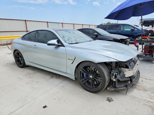 2015 BMW M4