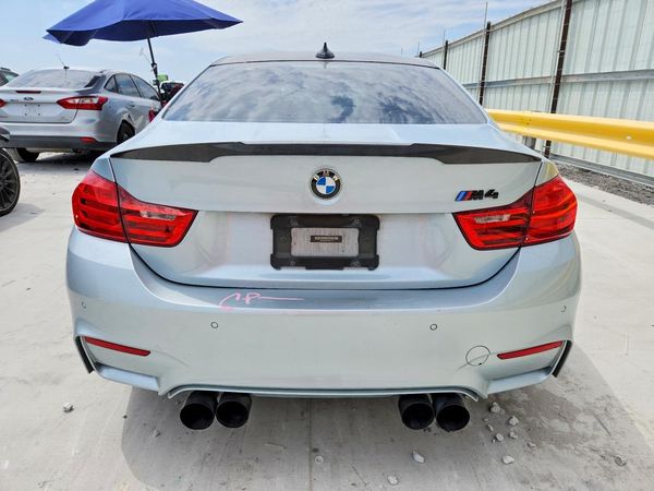 2015 BMW M4