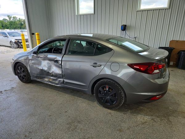 2019 HYUNDAI ELANTRA SE