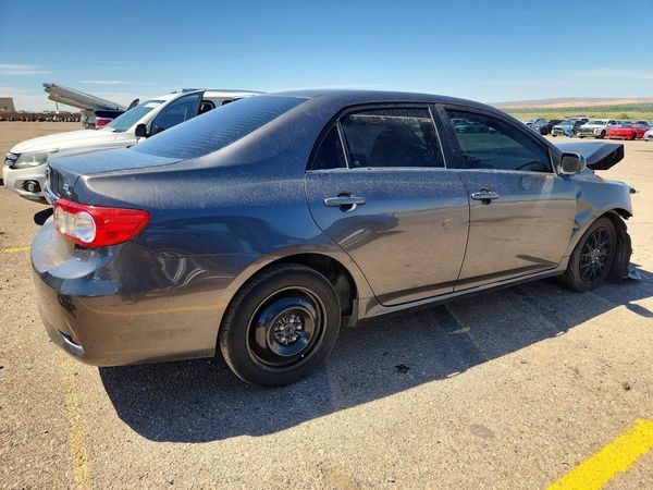 2013 TOYOTA COROLLA