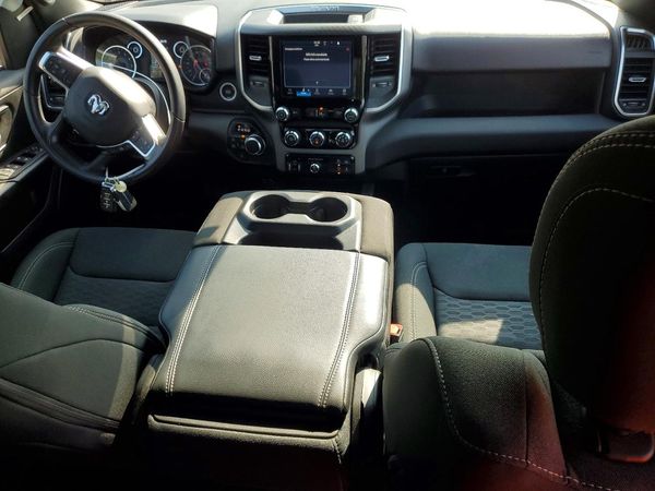 2025 RAM 1500 Big Horn/Lonestar