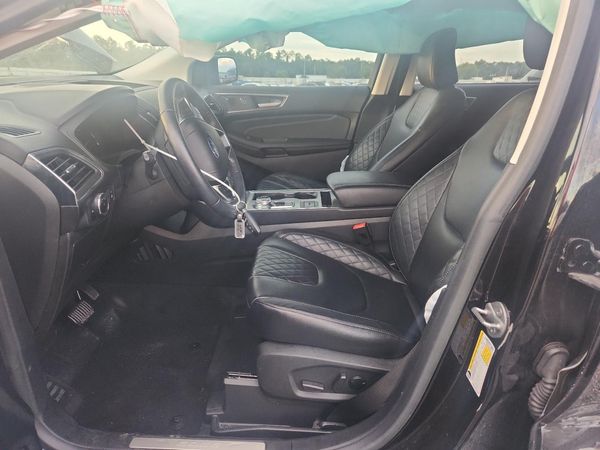 2024 FORD EDGE Titanium — DENT